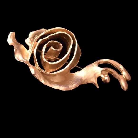 Vintage Gold Tone Snail Brooch - Picture 3 of 4